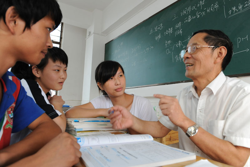 師生關(guān)系與小學生孤獨感